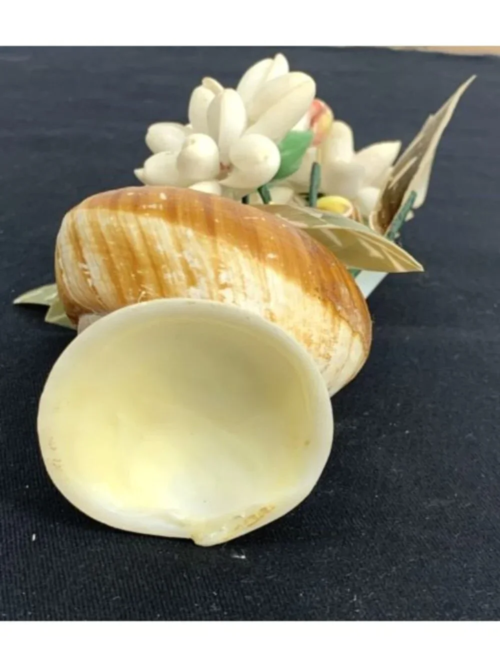 Seashell Flower Bouquet Table Top Hand made 8